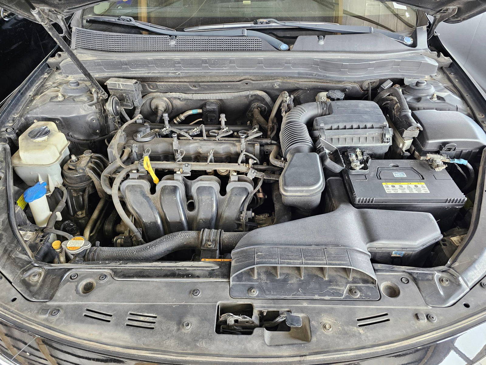 2011 KIA K5 — 157422 KM — Lot 17703 — Main - Marhaba Auctions Used Cars - Image 12