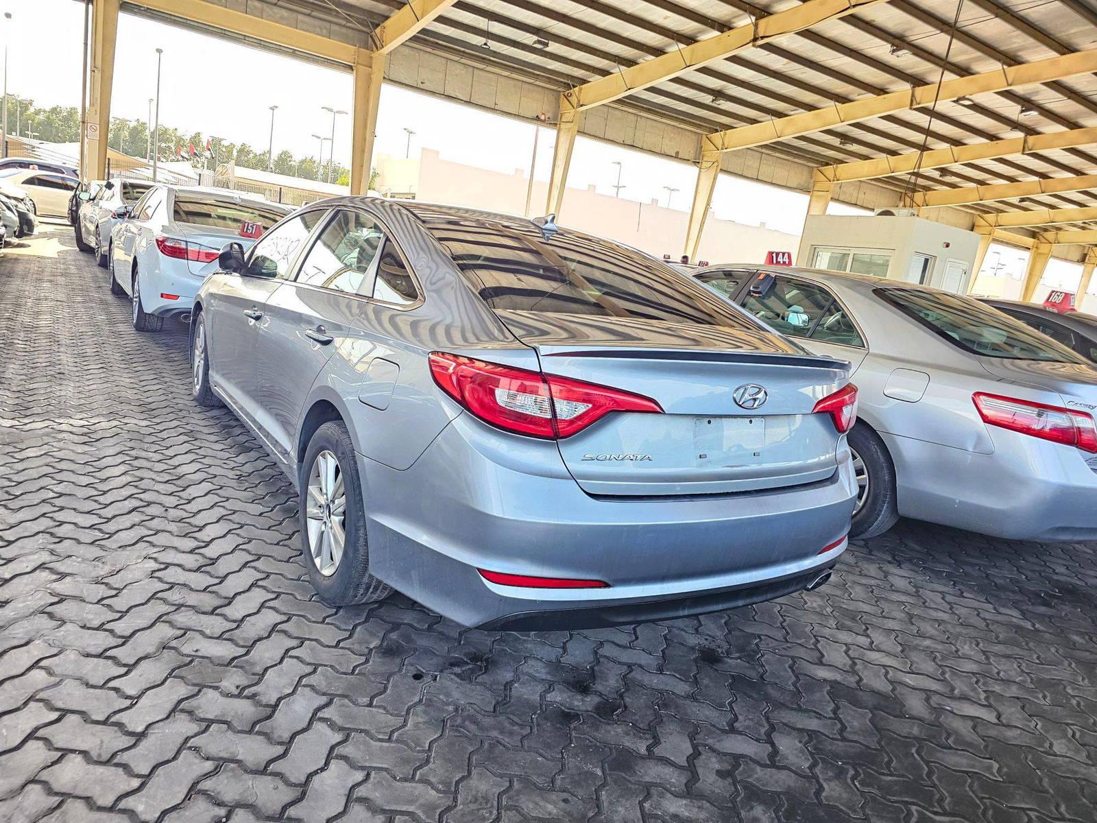 2015 HYUNDAI SONATA — 133277 Miles — Lot AF3FH177664 — Souq - Marhaba Auctions Used Cars - Image 5