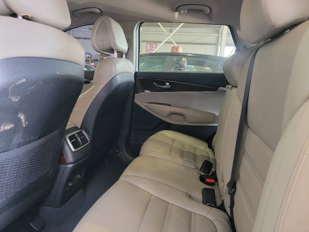 2016 KIA SORENTO — 105325 Miles — Lot 133924 — Main - Marhaba Auctions Used Cars - Image 7