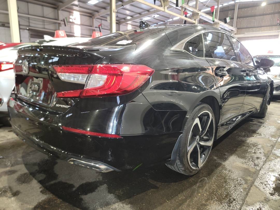2018 HONDA ACCORD — 111467 Miles — Lot 166246 - Marhaba Auctions Used Cars - Image 3