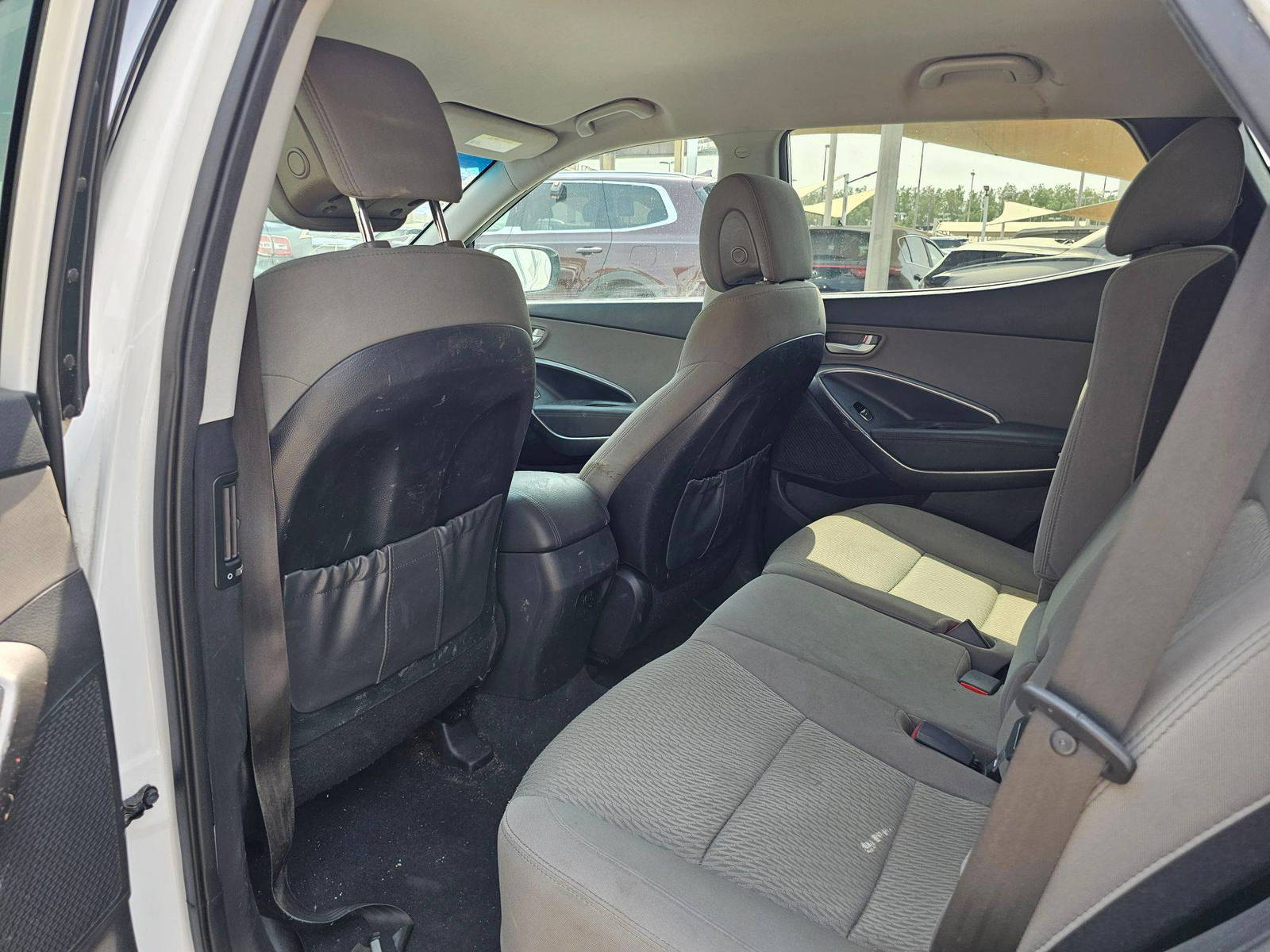 2018 HYUNDAI SANTA FE — 149528 Miles — Lot 5JG534328 — Souq - Marhaba Auctions Used Cars - Image 6
