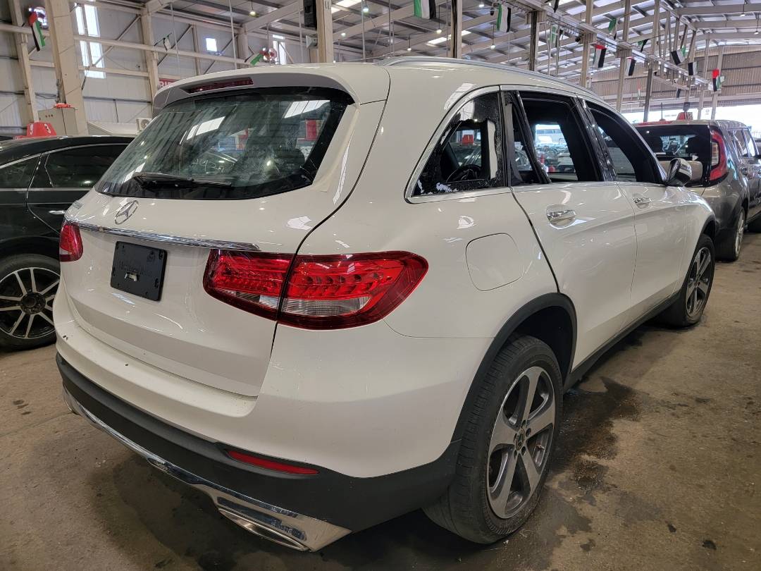 2019 MERCEDES BENZ GLC-300 — 89292 Miles — Lot KV127918 — Main - Marhaba Auctions Used Cars - Image 3