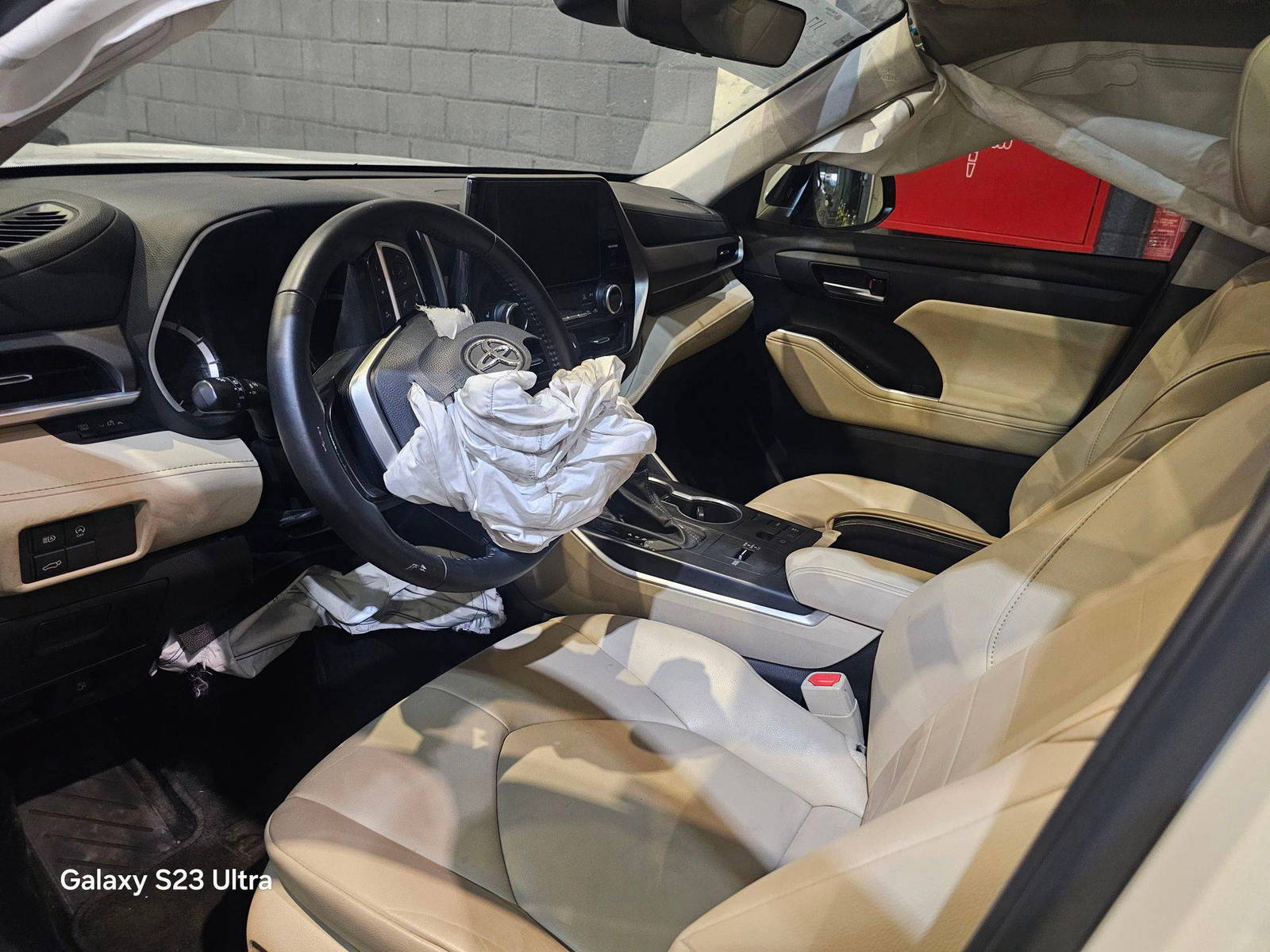 TOYOTA HIGHLANDER 2023 - Marhaba Auction Used Cars - Image 8