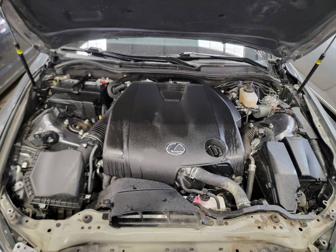 2015 LEXUS IS 250 — 191150 Miles — Lot 5049038 — Main - Marhaba Auctions Used Cars - Image 11