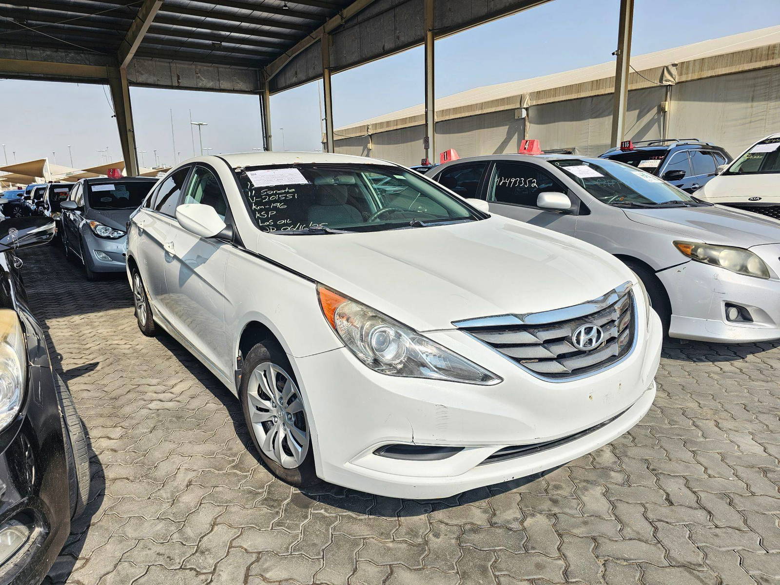 2011 HYUNDAI SONATA — 195762 KM — Lot 201551 — Main - Marhaba Auctions Used Cars - Image 3