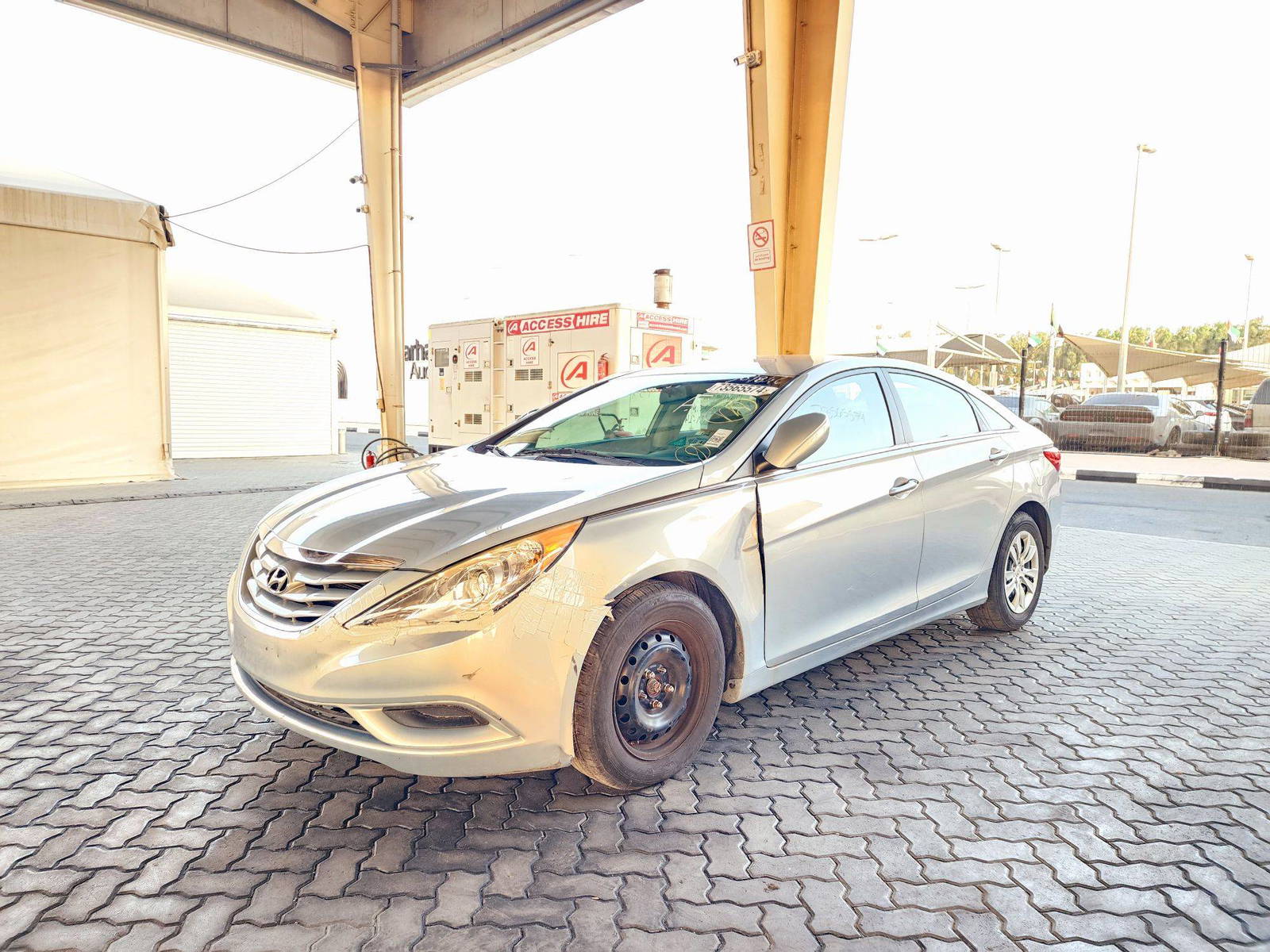 2013 HYUNDAI SONATA — 138427 Miles — Lot 507846 — Souq - Marhaba Auctions Used Cars - Image 5