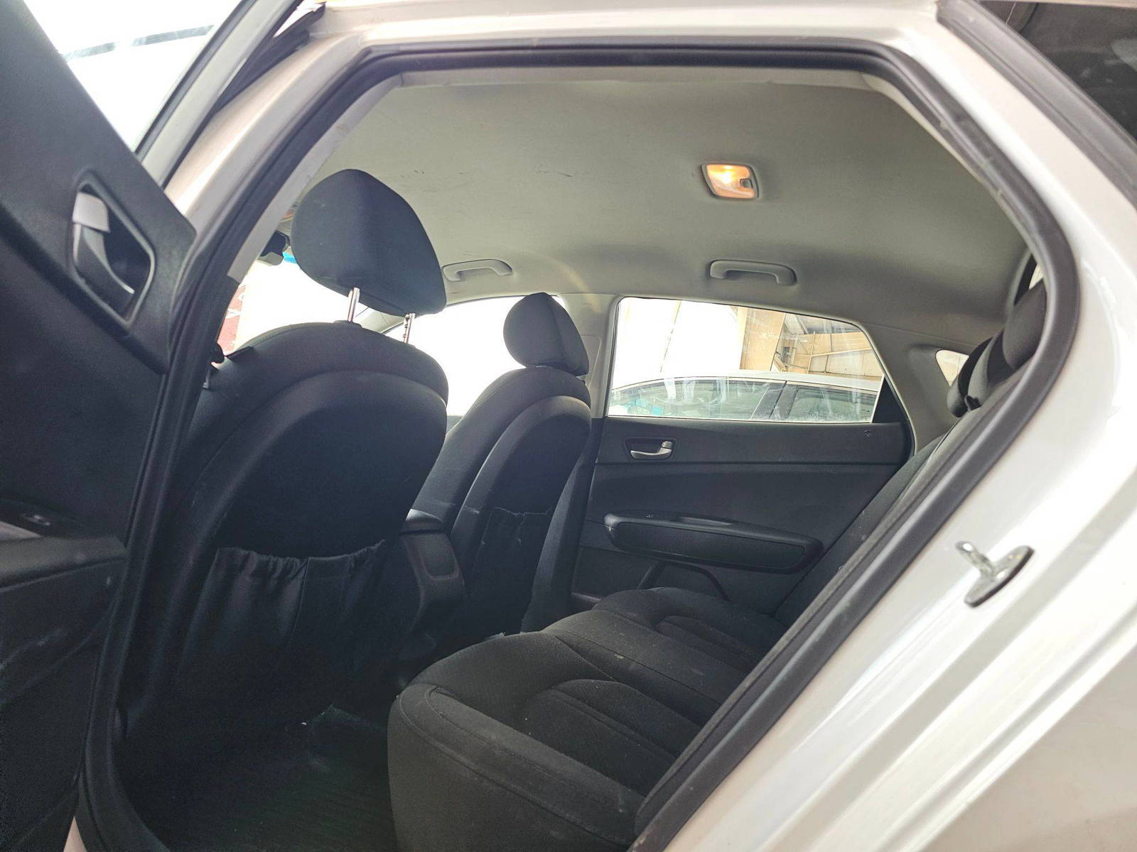 KIA OPTIMA 2017 - Marhaba Auction Used Cars - Image 5