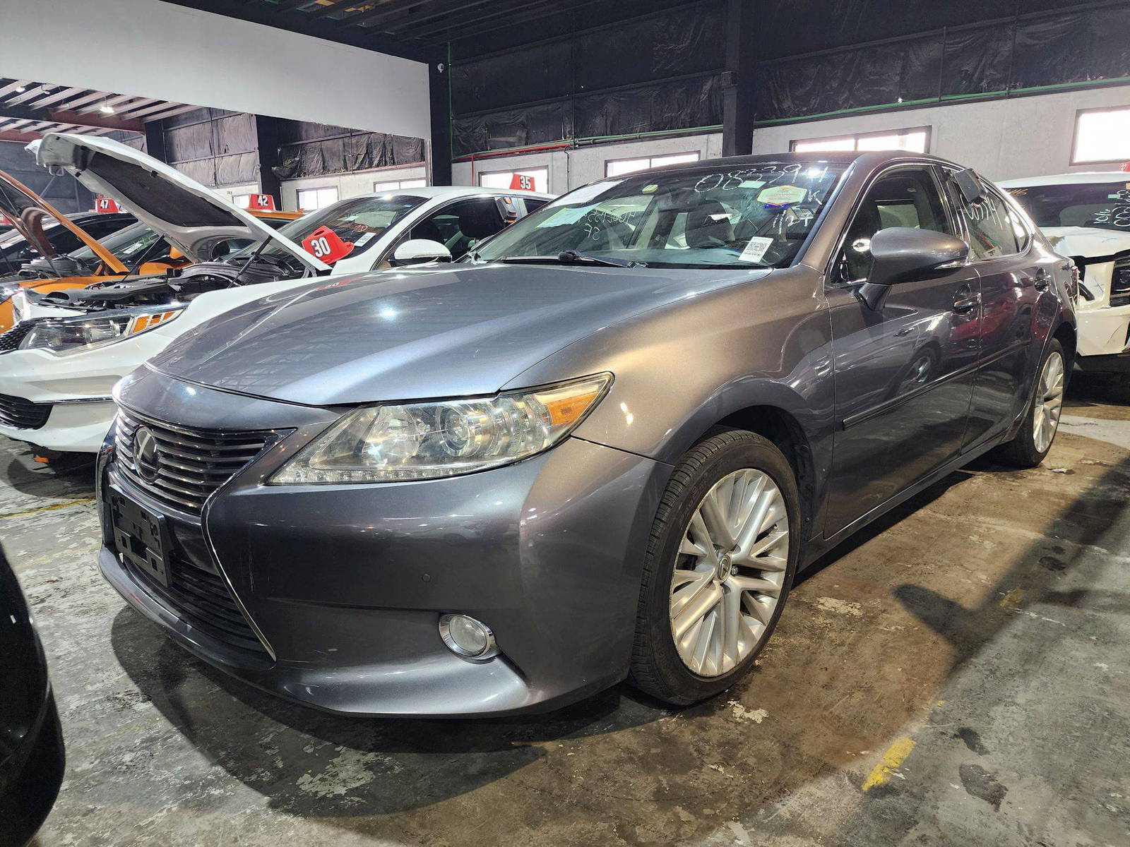 2013 LEXUS ES 350 — 110013 Miles — Lot 40627554 — Main - Marhaba Auctions Used Cars - Image 6