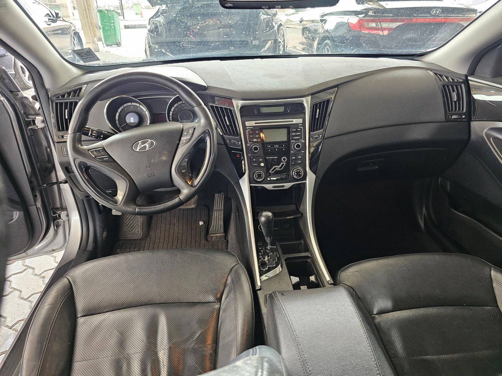2011 HYUNDAI SONATA — 248283 KM — Lot 181937 — Souq - Marhaba Auctions Used Cars - Image 7