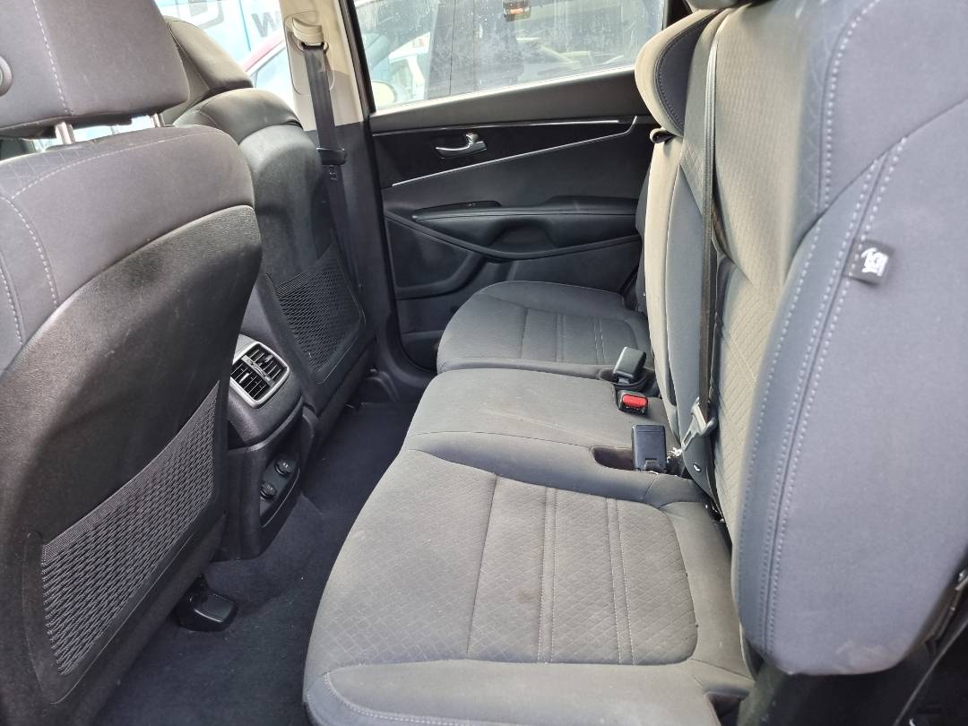 KIA SORENTO 2018 - Marhaba Auction Used Cars - Image 6