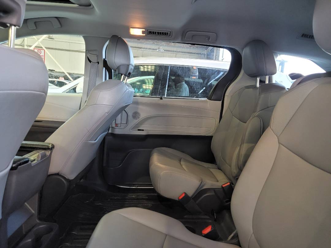 2022 TOYOTA SIENNA — 18305 Miles — Lot S077347 — Main - Marhaba Auctions Used Cars - Image 9