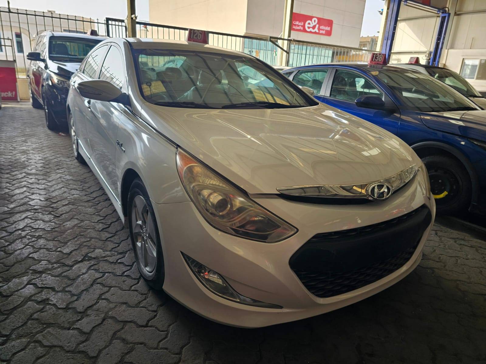 HYUNDAI SONATA