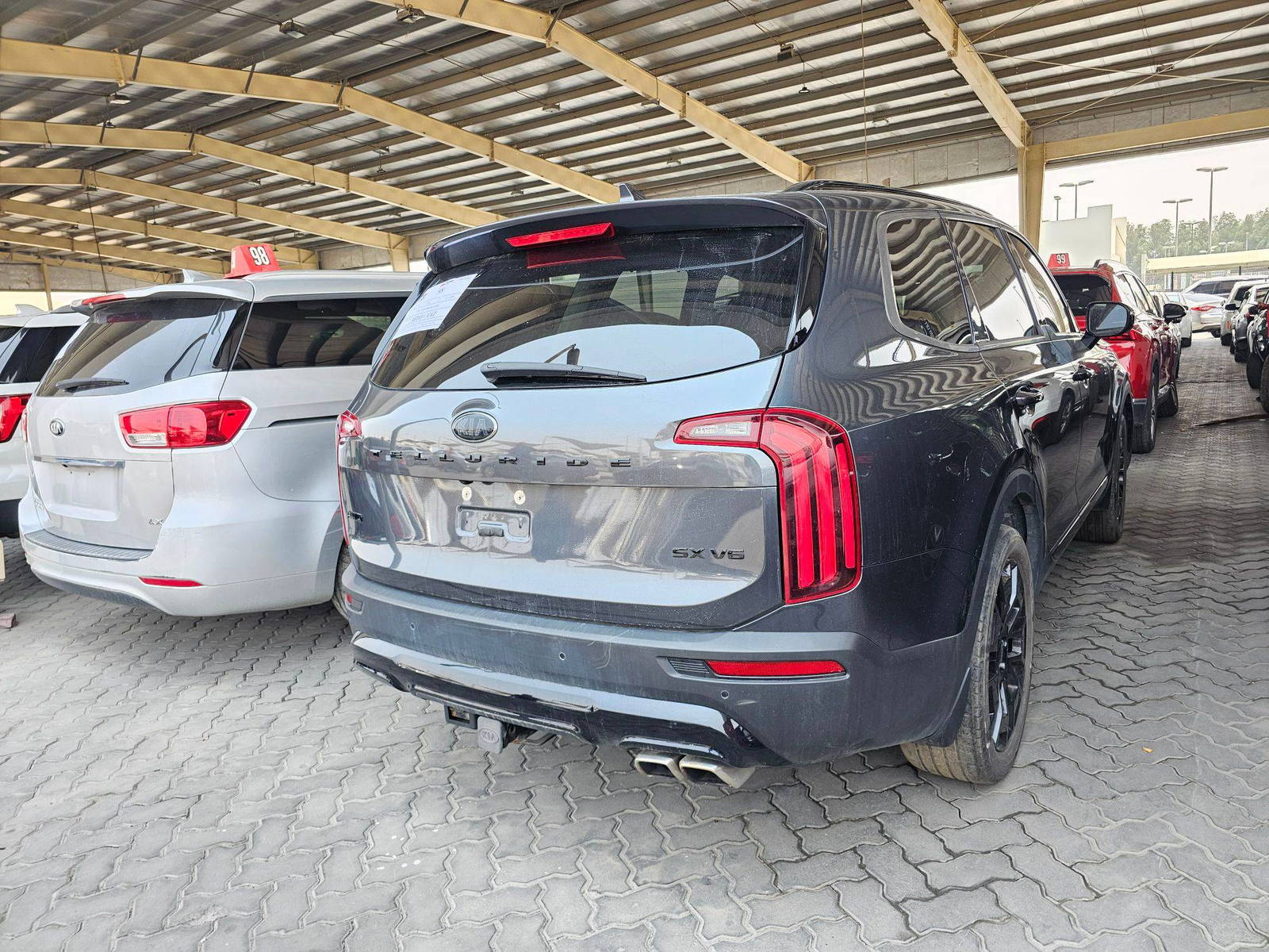 2021 KIA TELLURIDE — 79904 KM — Lot 80647584 — Souq - Marhaba Auctions Used Cars - Image 3