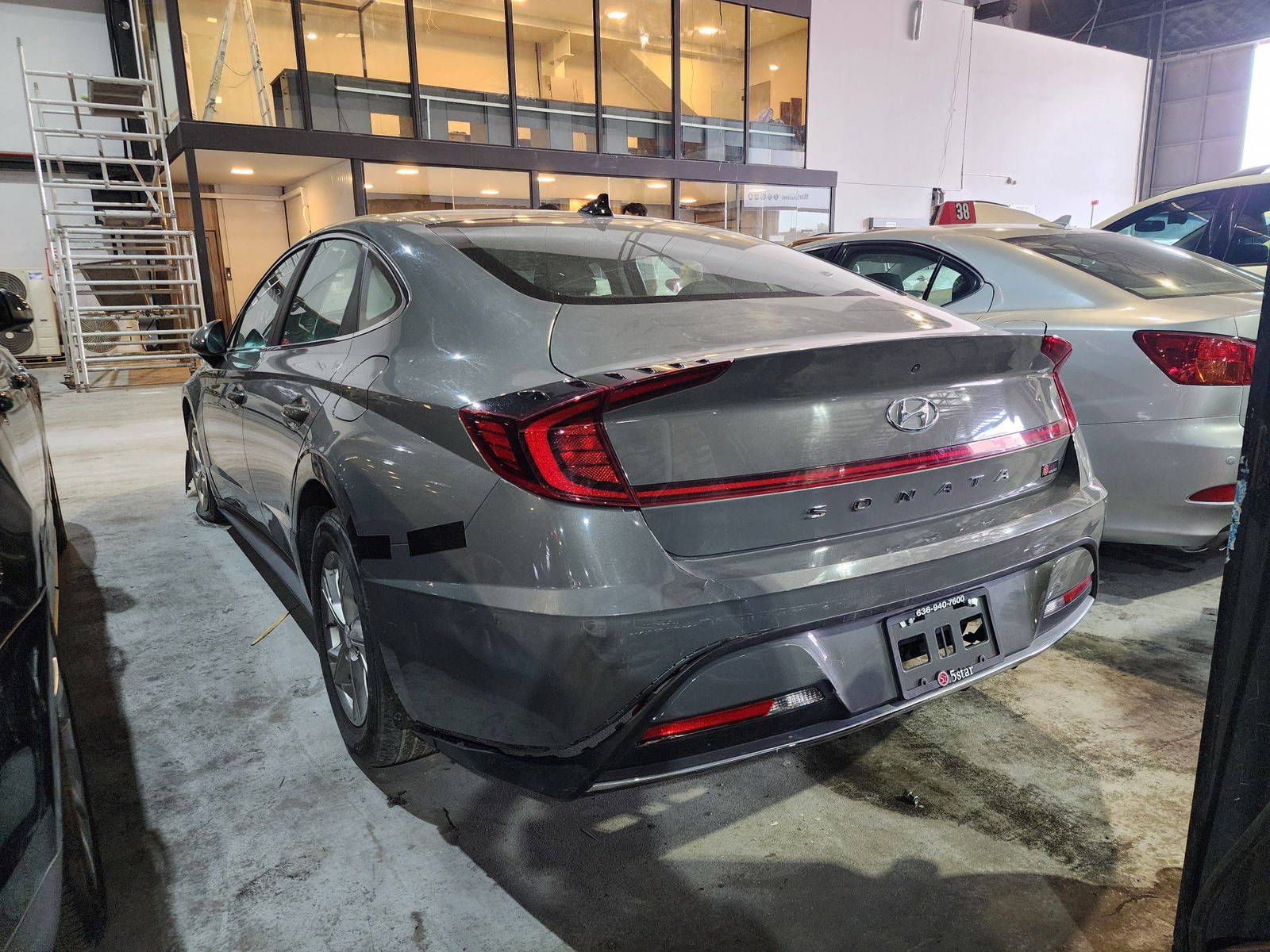 HYUNDAI SONATA 2021 - Marhaba Auction Used Cars - Image 5