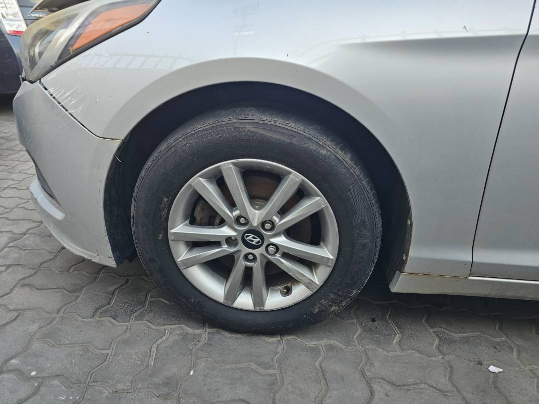 2015 HYUNDAI SONATA — 183246 Miles — Lot H121410 — Main - Marhaba Auctions Used Cars - Image 11