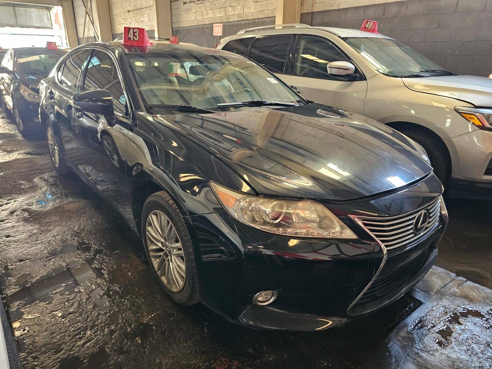 2015 LEXUS ES 350 — 120962 Miles — Lot 44284278 — Main - Marhaba Auctions Used Cars - Image 4
