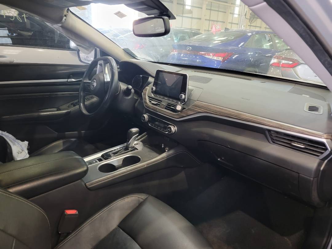 2019 NISSAN ALTIMA — 141670 Miles — Lot 180530 — Main - Marhaba Auctions Used Cars - Image 8