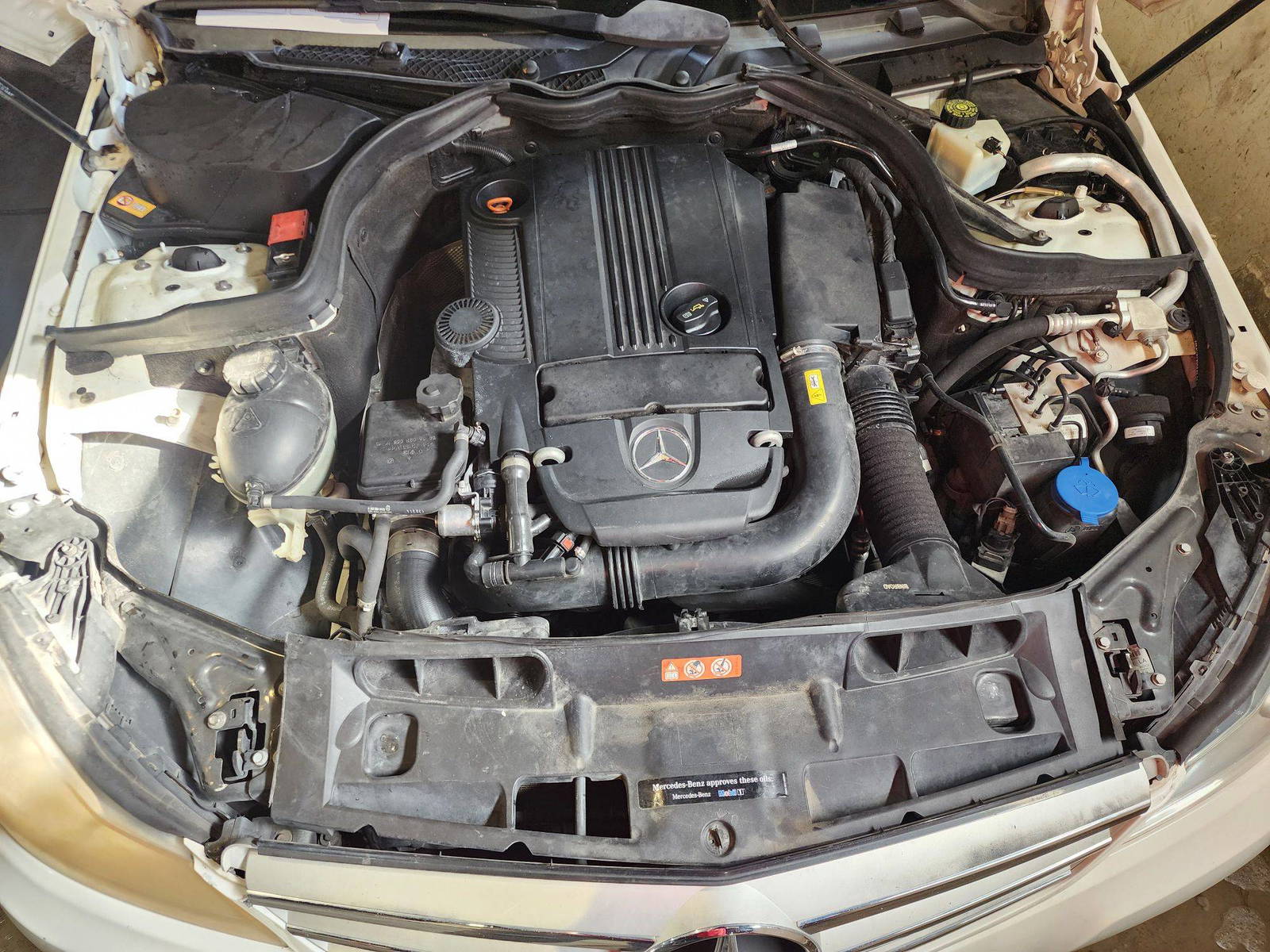 MERCEDES BENZ C 250 2014 - Marhaba Auction Used Cars - Image 12