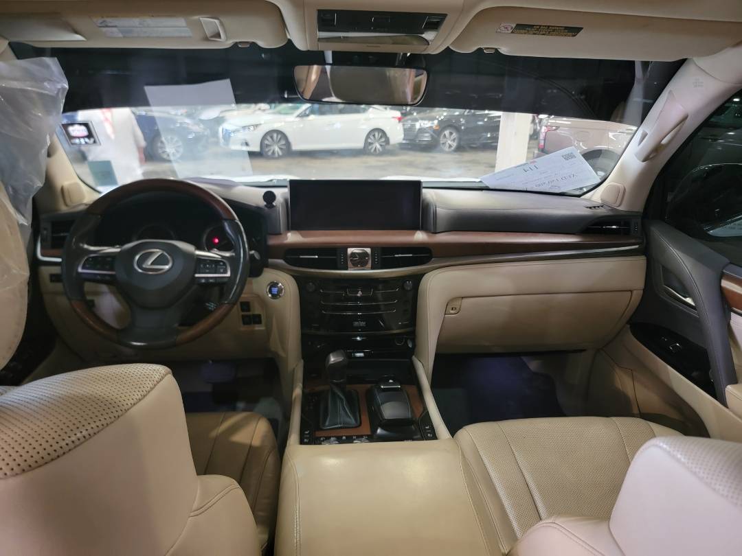 2016 LEXUS LX 570 — 118253 KM — Lot 4G4215610 — Main - Marhaba Auctions Used Cars - Image 9
