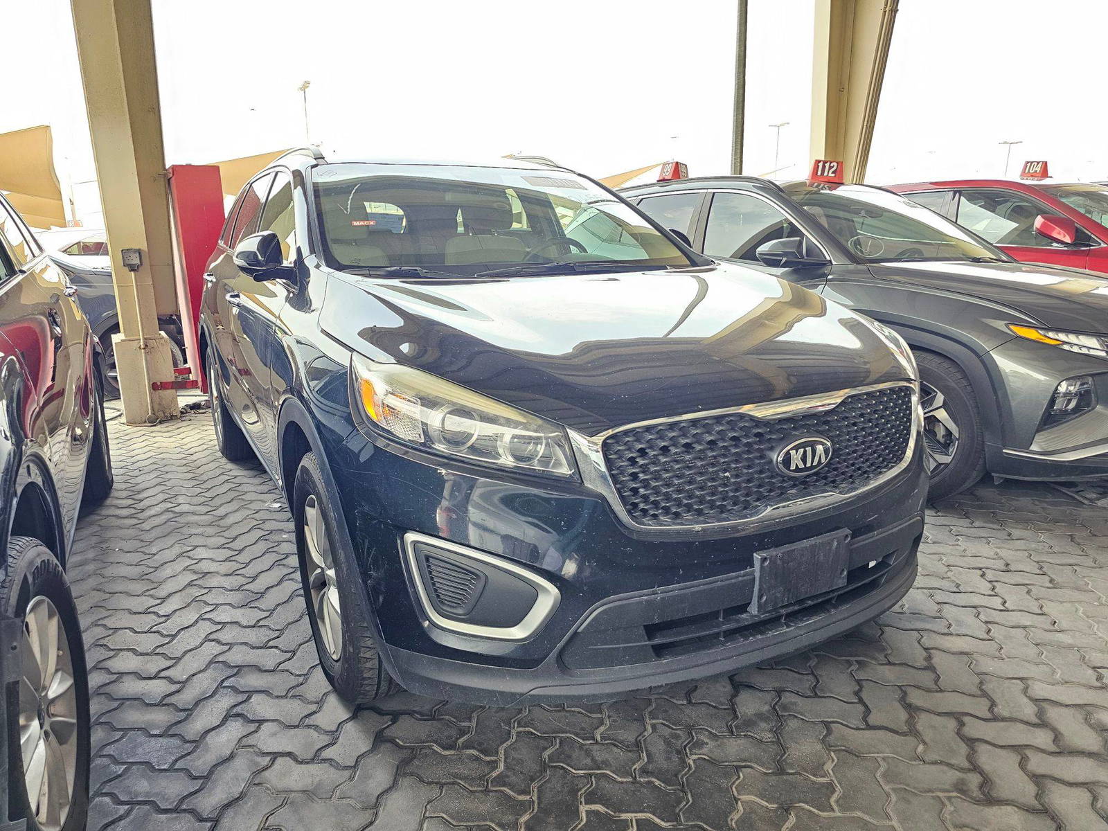 2017 KIA SORENTO — 215013 Miles — Lot G326559 — Souq - Marhaba Auctions Used Cars - Image 4