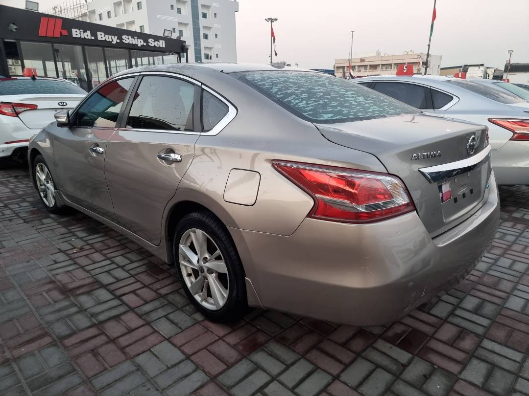 2013 NISSAN ALTIMA — 194838 Miles — Lot 125487 — Souq - Marhaba Auctions Used Cars - Image 5