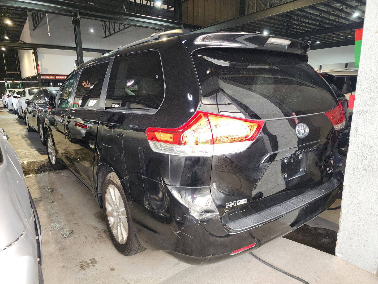 2012 TOYOTA SIENNA — 192616 Miles — Lot 41019005 — Ind. 12 - Marhaba Auctions Used Cars - Image 5