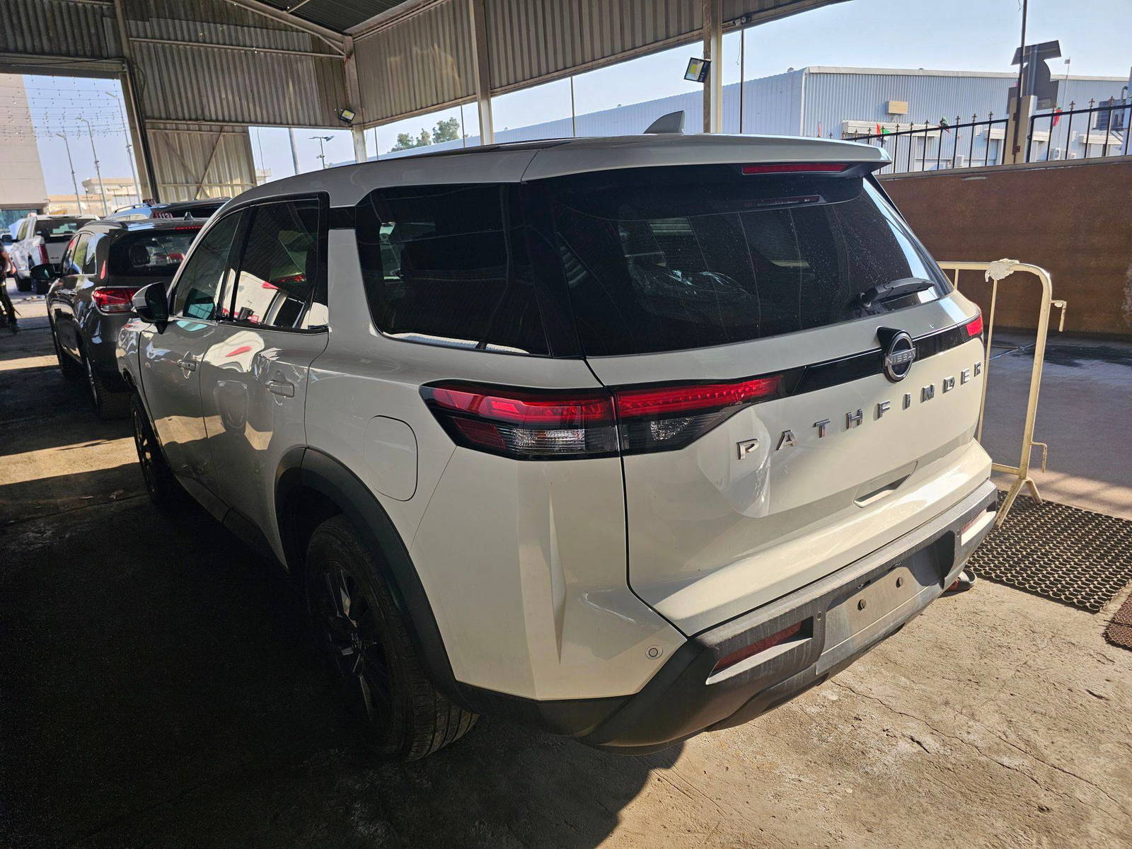 NISSAN PATHFINDER 2022 - Marhaba Auction Used Cars - Image 6