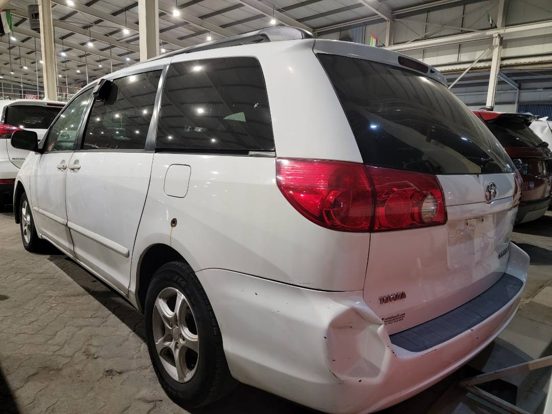 2008 TOYOTA SIENNA — 208882 Miles — Lot 8S104840 — Main - Marhaba Auctions Used Cars - Image 3
