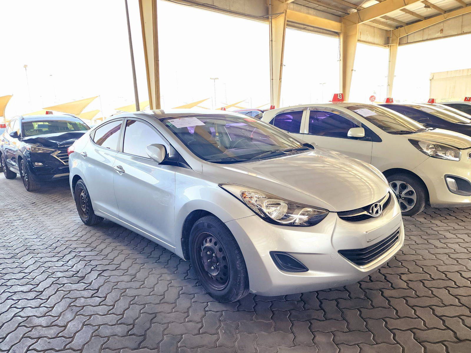 2012 HYUNDAI AVANTE — 164912 KM — Lot 190308 — Souq - Marhaba Auctions Used Cars - Image 4