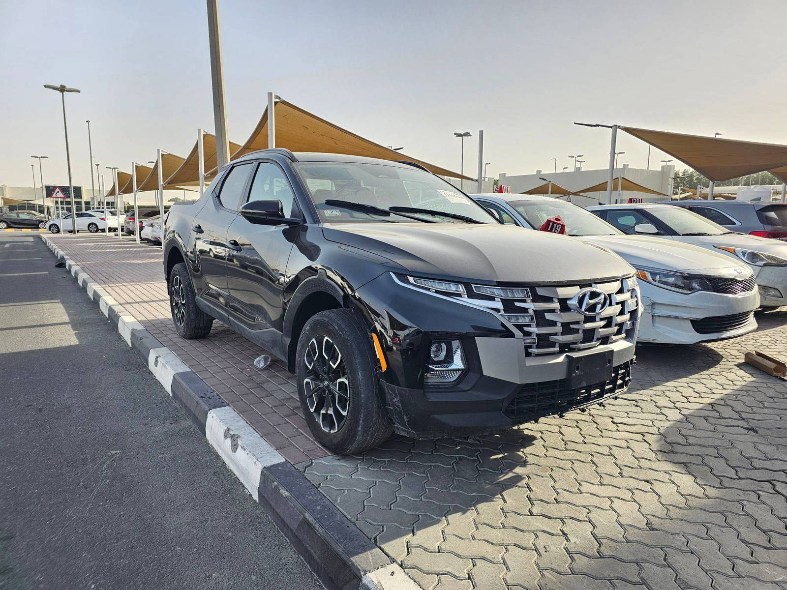 2023 HYUNDAI SANTA CRUZ — sold — 68210 Miles — Lot E5PH054650 — Souq - Marhaba Auctions Used Cars - Image 2