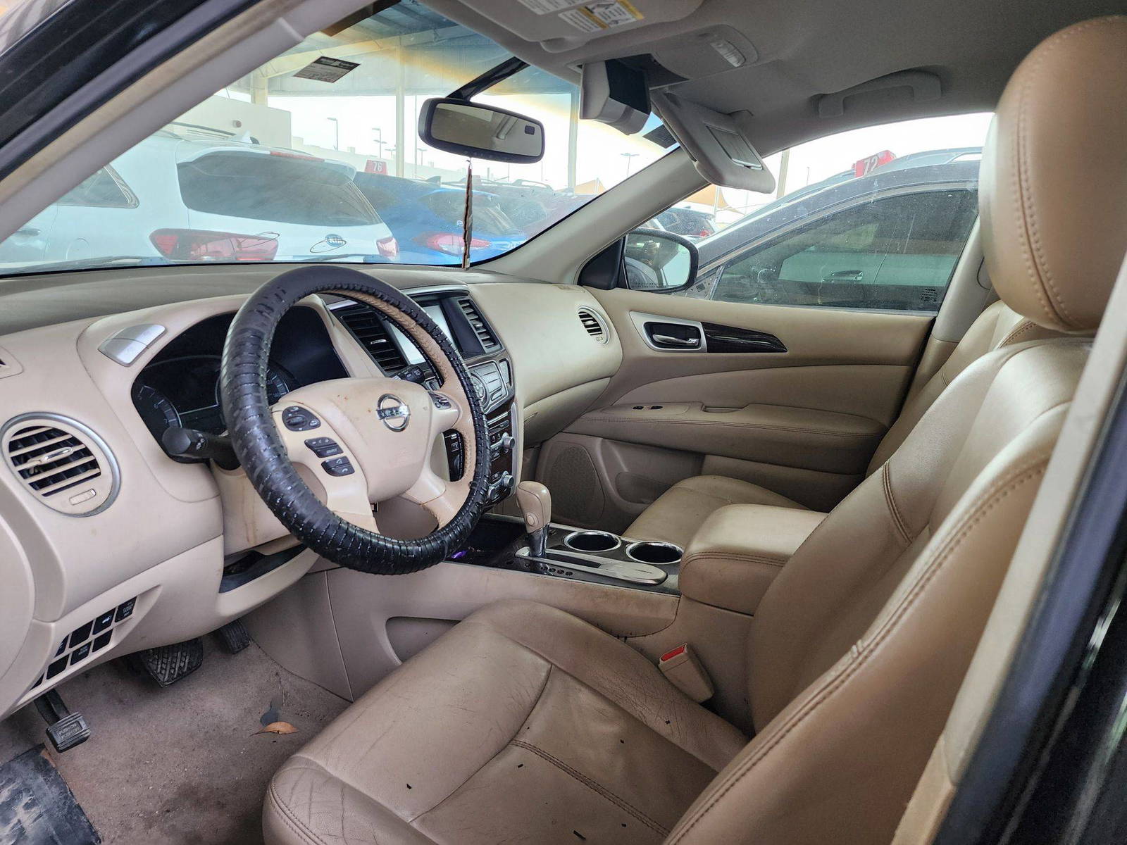 2013 NISSAN PATHFINDER — 181456 Miles — Lot 24348 — Souq - Marhaba Auctions Used Cars - Image 8