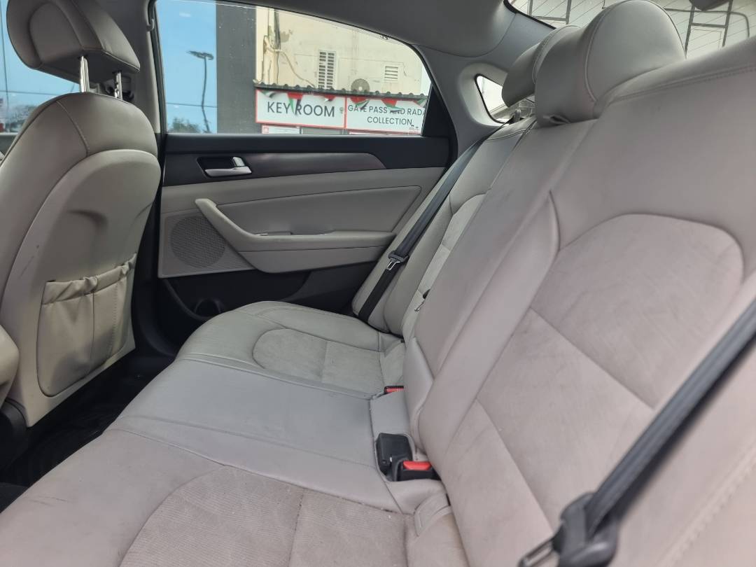 HYUNDAI SONATA SPORT 2017 - Marhaba Auction Used Cars - Image 6