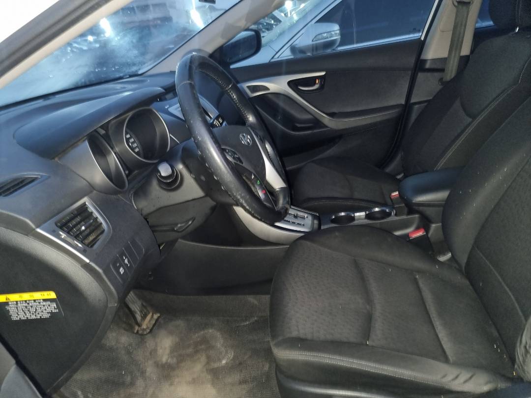2011 HYUNDAI AVANTE — 253587 KM — Lot 124578 — Main - Marhaba Auctions Used Cars - Image 8