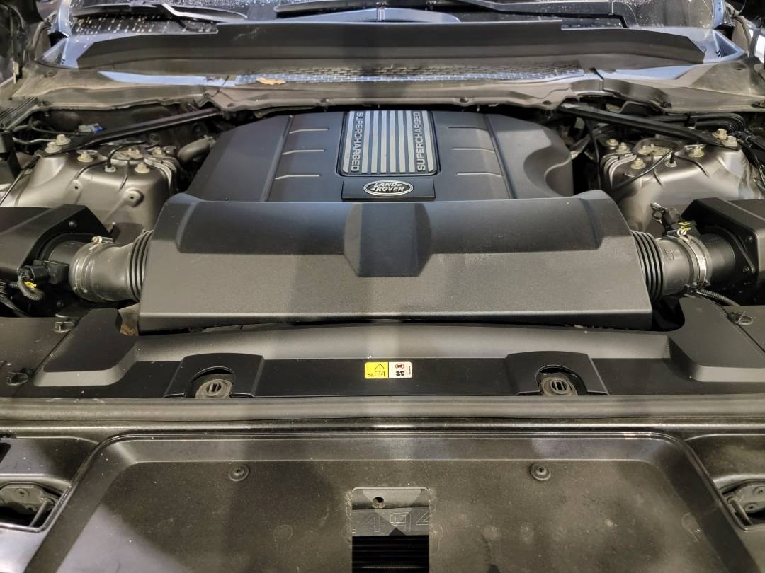 LAND ROVER RANGE ROVER SPORT HSE 2015 - Marhaba Auction Used Cars - Image 9