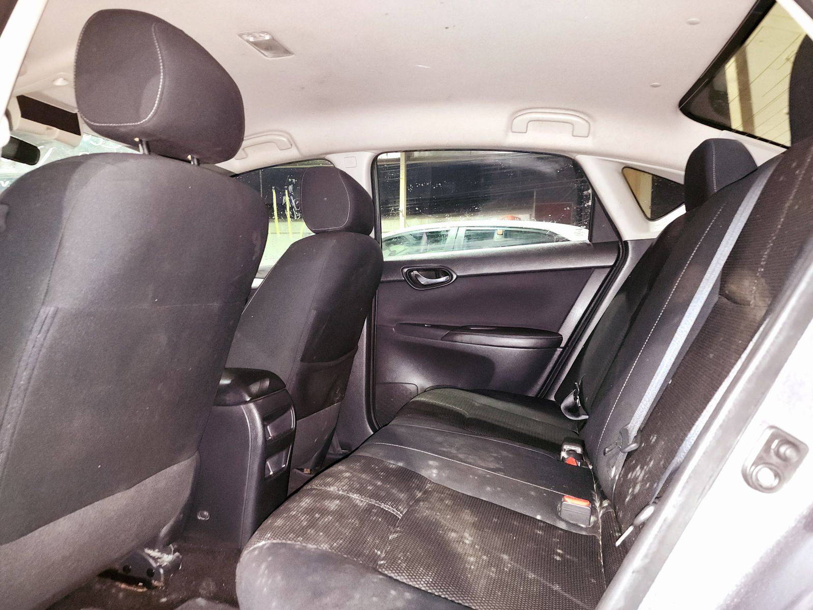2016 NISSAN SENTRA — 151942 KM — Lot 12116241 — Souq - Marhaba Auctions Used Cars - Image 6
