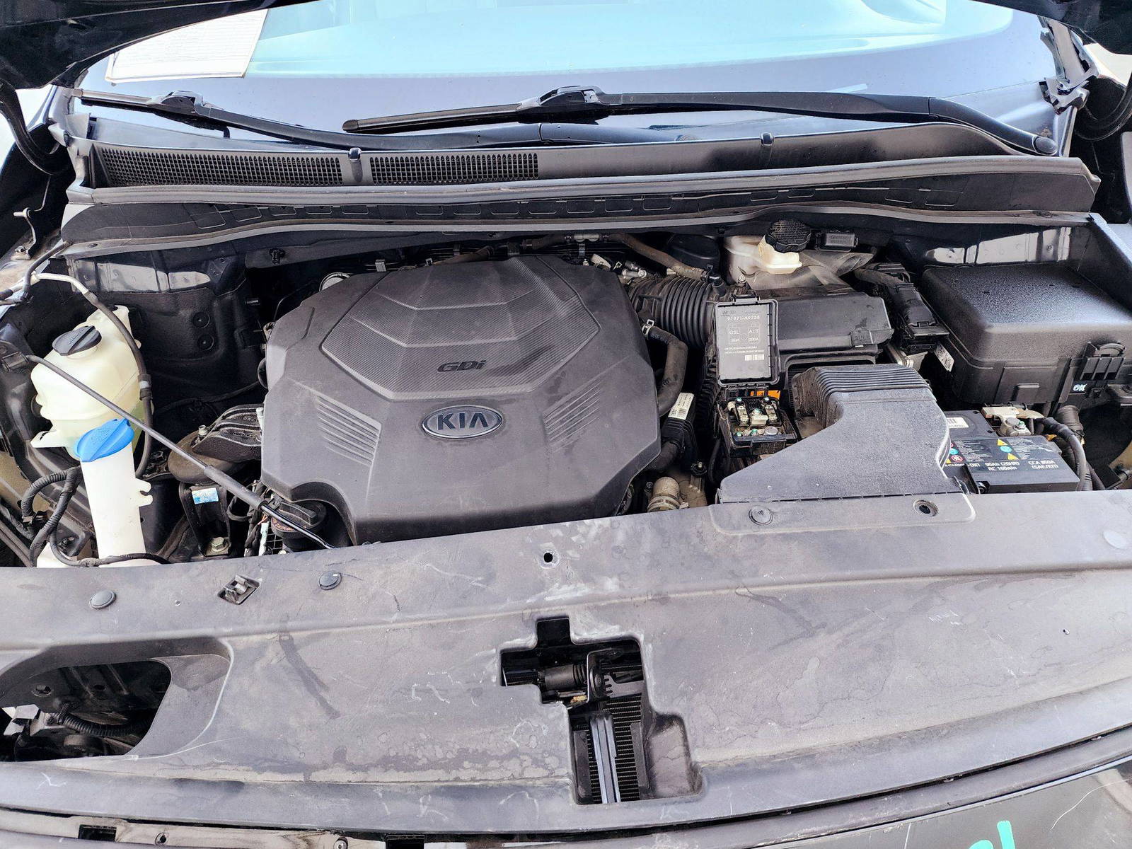 2019 KIA SEDONA — 45262 Miles — Lot 40158497 — Souq - Marhaba Auctions Used Cars - Image 11