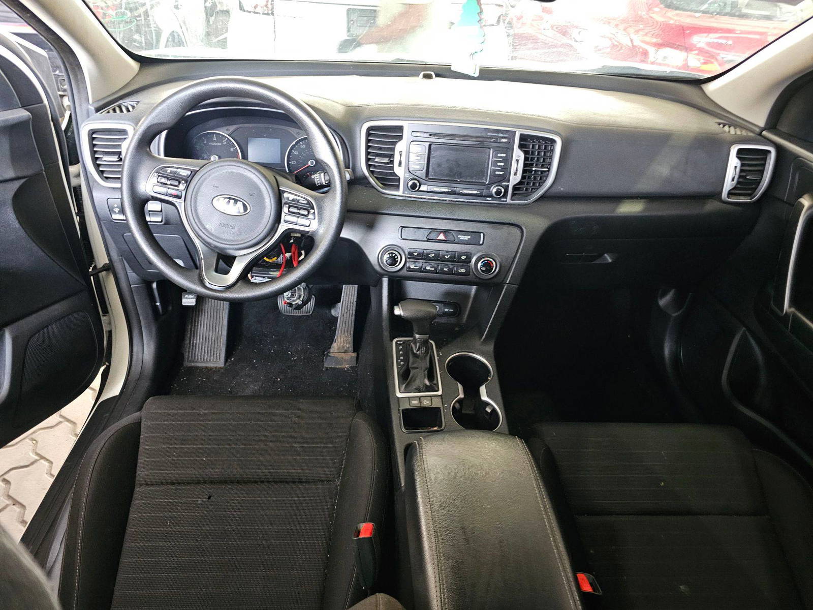 2018 KIA SPORTAGE — 152677 Miles — Lot 3869634 — Souq - Marhaba Auctions Used Cars - Image 7