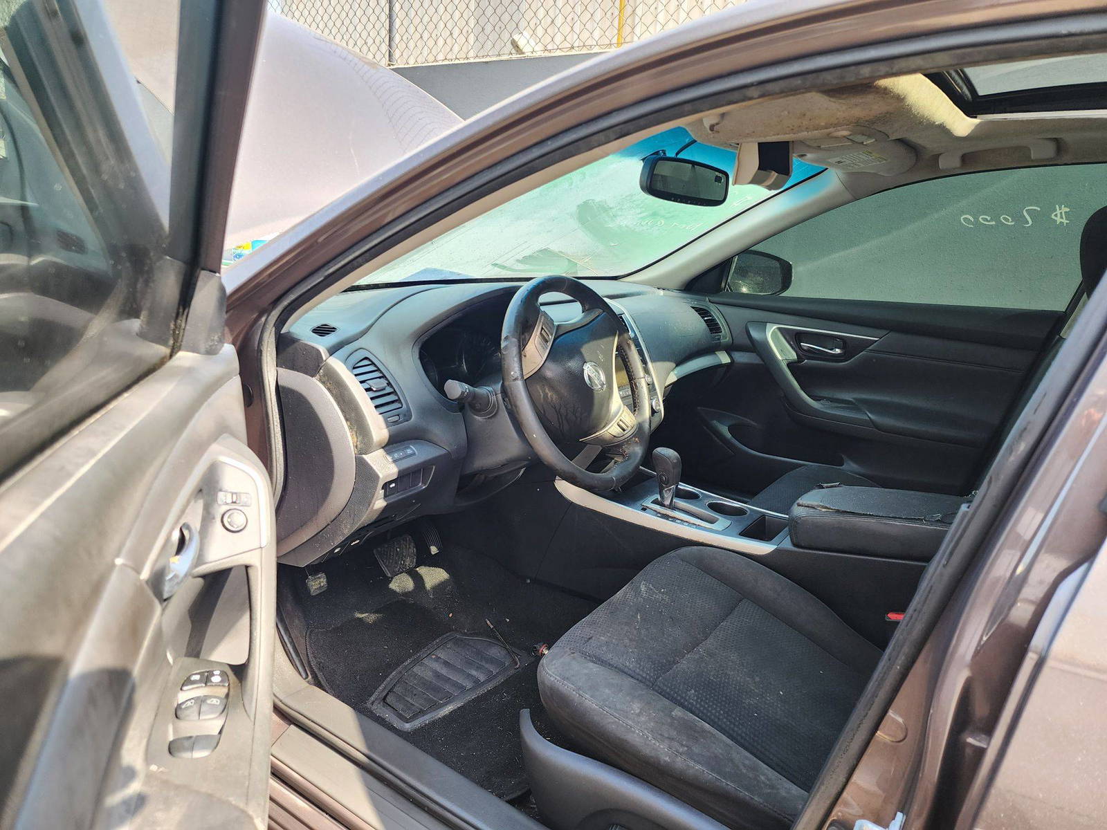2015 NISSAN ALTIMA — 148240 Miles — Lot 4326405 — Souq - Marhaba Auctions Used Cars - Image 9
