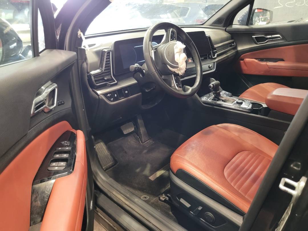 2023 KIA SPORTAGE — 28179 Miles — Lot 002704 — Main - Marhaba Auctions Used Cars - Image 8