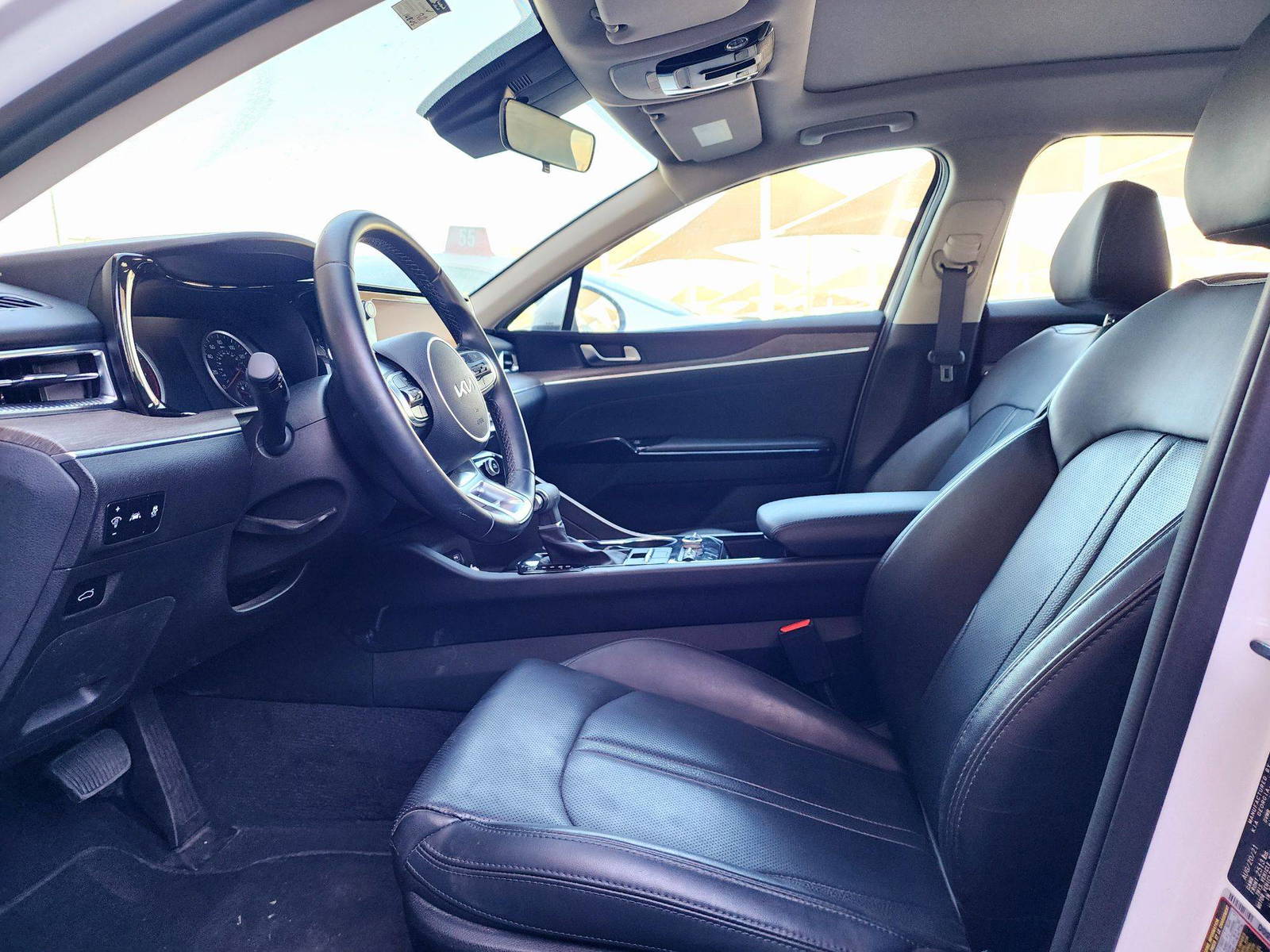 2022 KIA K5 — 14844 Miles — Lot G110196 — Souq - Marhaba Auctions Used Cars - Image 9