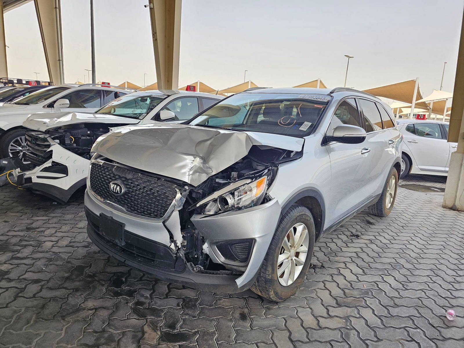 2018 KIA SORENTO — 122984 Miles — Lot G420778 — Souq - Marhaba Auctions Used Cars - Image 5