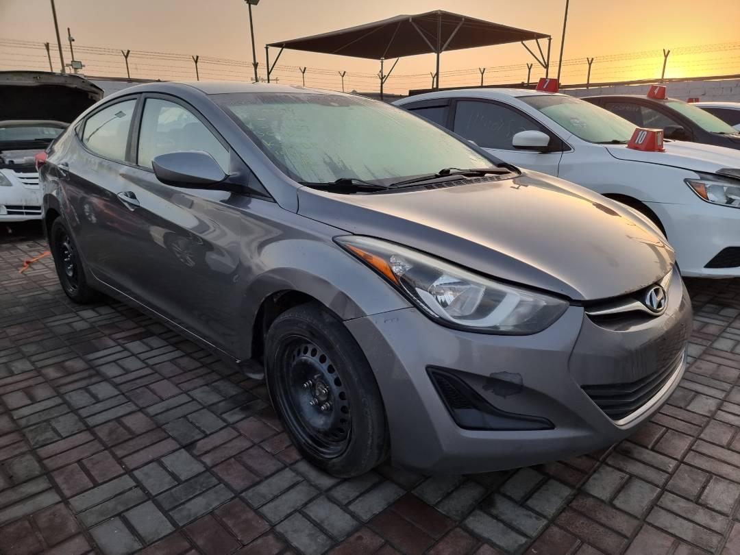 2014 HYUNDAI ELANTRA — 367745 KM — Lot 125487 — Souq - Marhaba Auctions Used Cars - Image 3