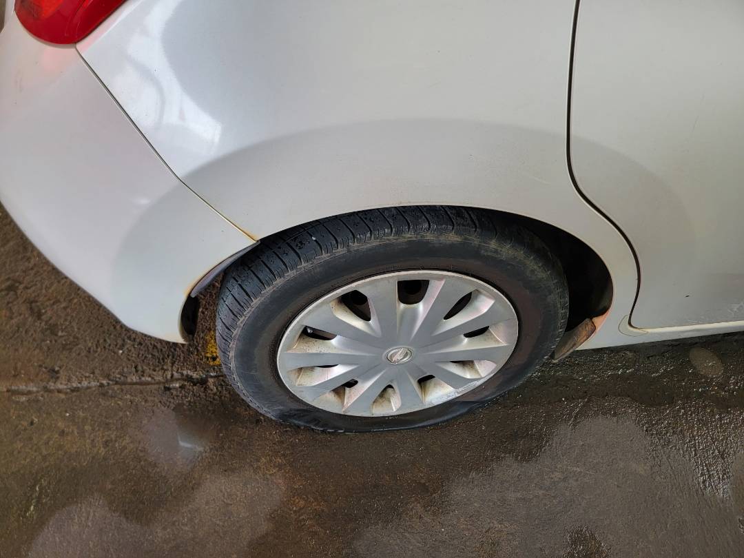 2014 NISSAN VERSA NOTE — 170112 Miles — Lot 82830973 - Marhaba Auctions Used Cars - Image 4