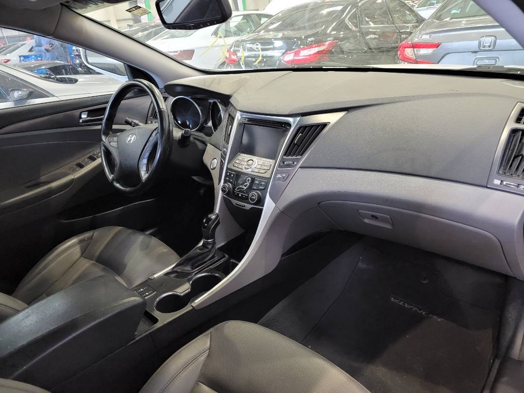 2013 HYUNDAI SONATA — 169827 Miles — Lot 62446643 - Marhaba Auctions Used Cars - Image 6