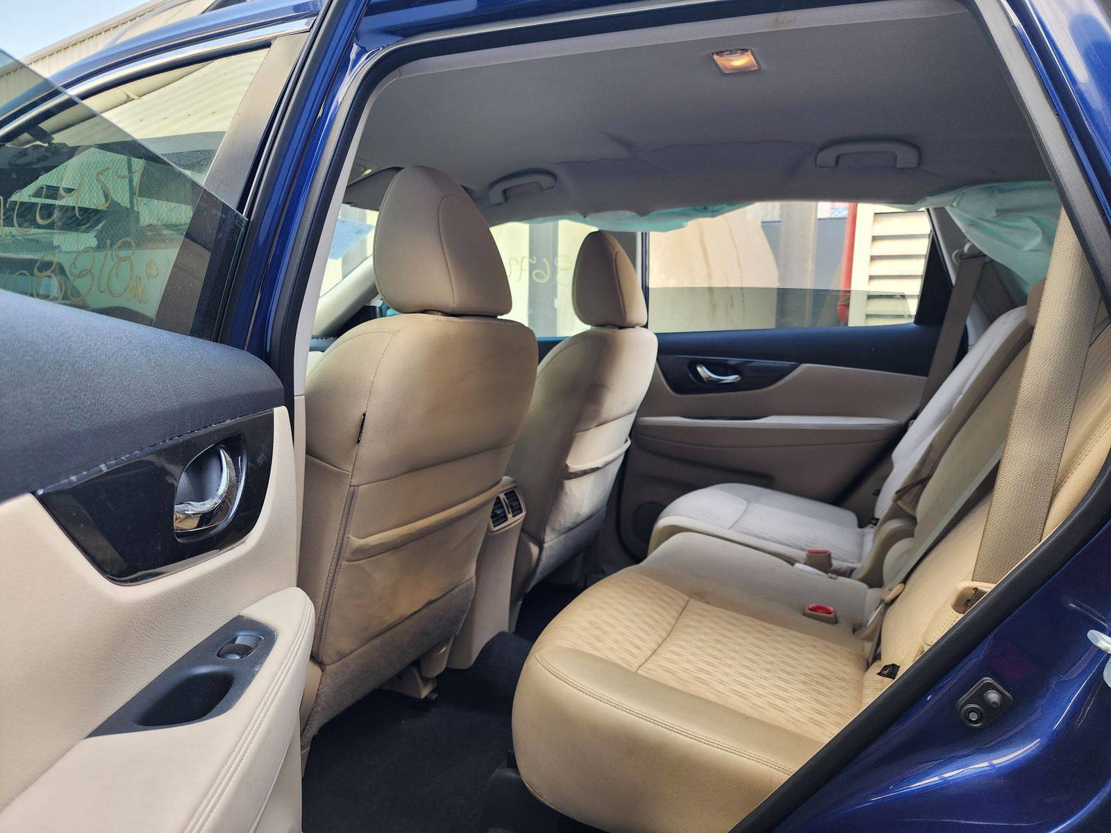 2017 NISSAN ROGUE — 108818 Miles — Lot 86722454 — Al Quoz - Marhaba Auctions Used Cars - Image 7