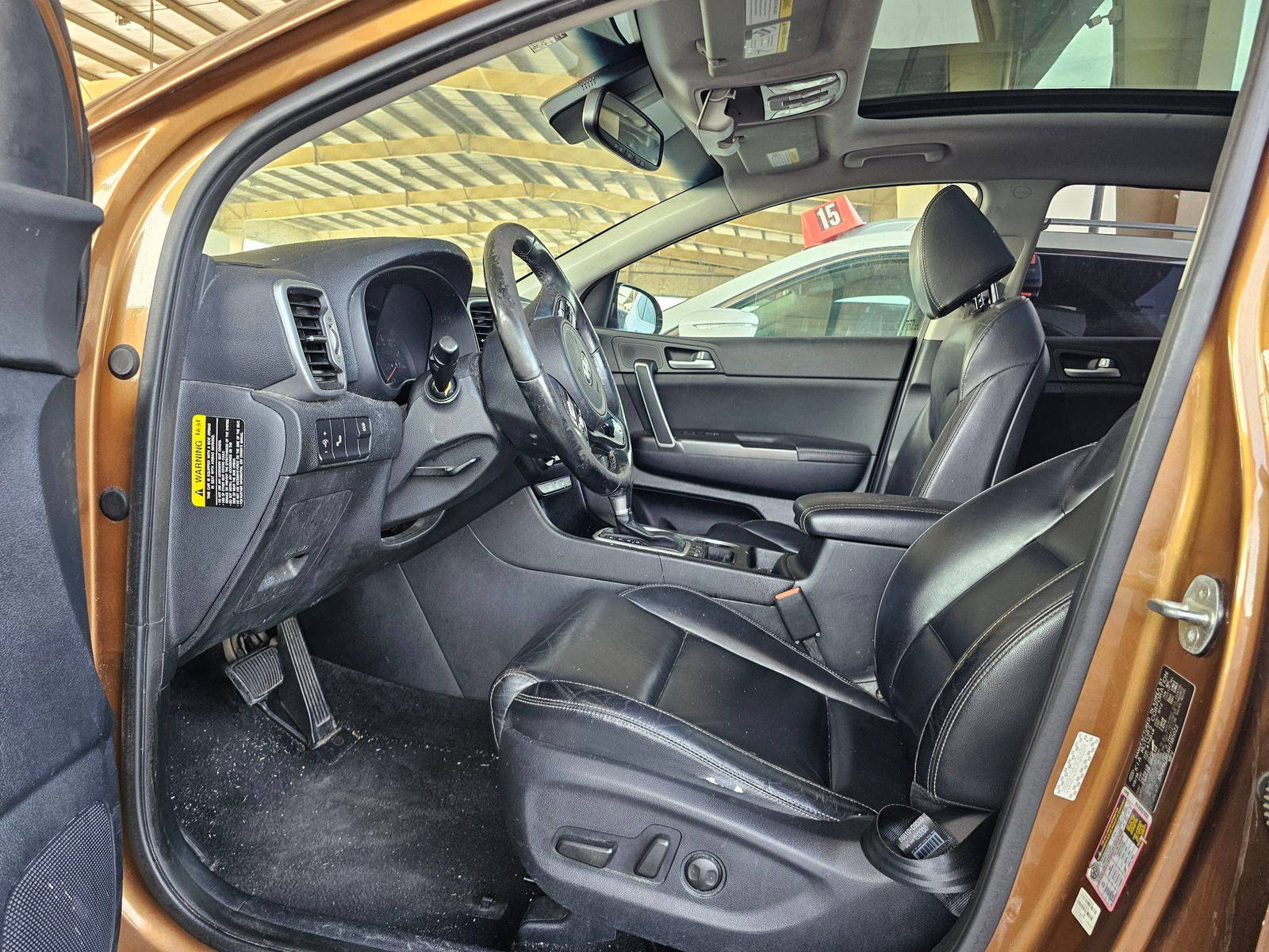 2017 KIA SPORTAGE — 152175 Miles — Lot 3223264 — Souq - Marhaba Auctions Used Cars - Image 9