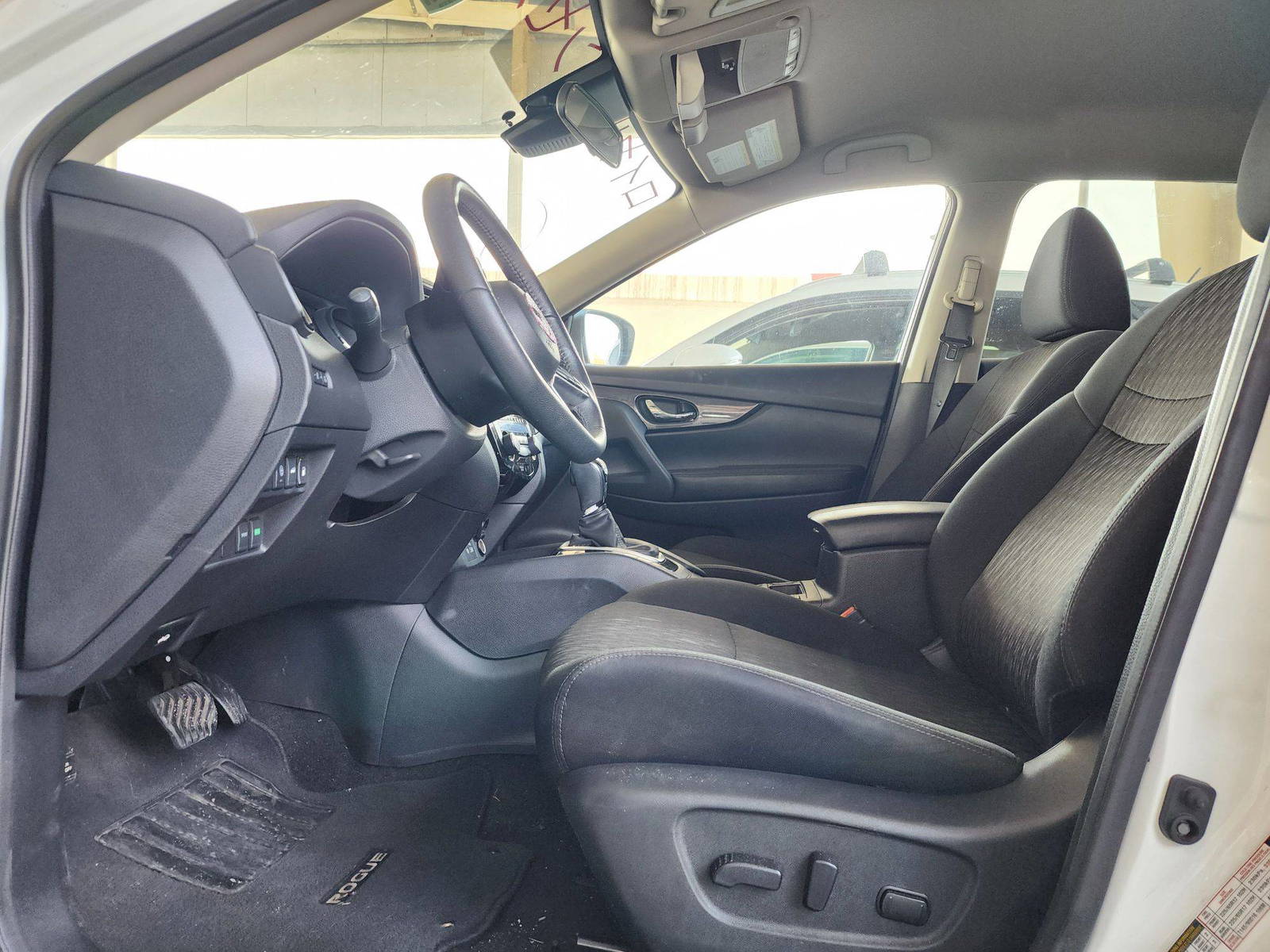 2019 NISSAN ROGUE — 70117 Miles — Lot 60869474 — Souq - Marhaba Auctions Used Cars - Image 8