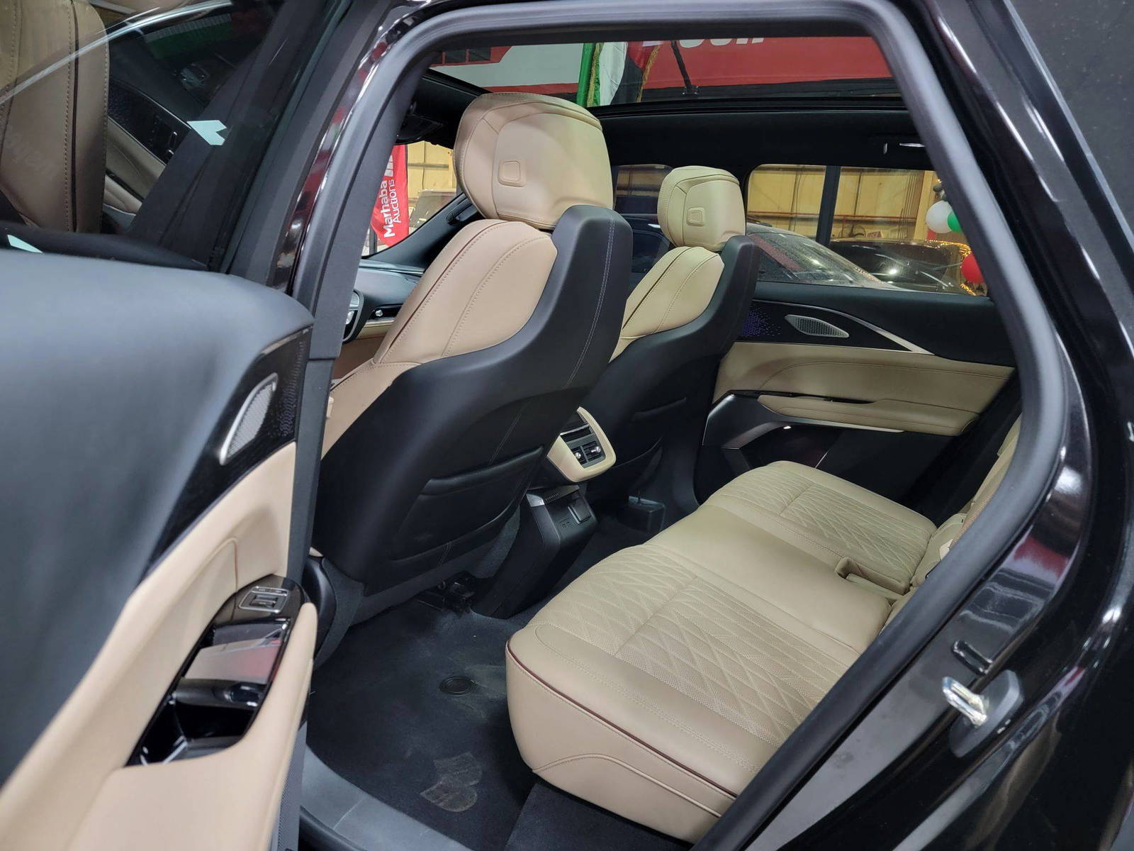 CADILLAC LYRIQ 2024 - Marhaba Auction Used Cars - Image 7