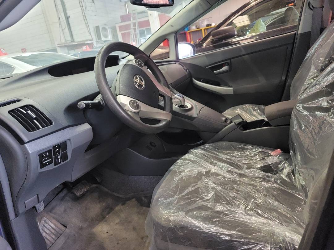 2011 TOYOTA PRIUS — 192354 Miles — Lot 0290395 — Main - Marhaba Auctions Used Cars - Image 7