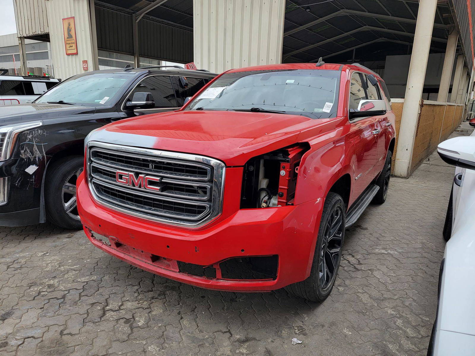 GMC YUKON 2015 - Marhaba Auction Used Cars - Image 4